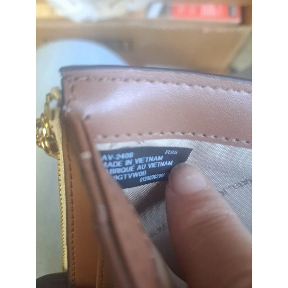 Michael Kors Jet Set Wristlet Vanilla With Signature Logo 35F8GTVWOB